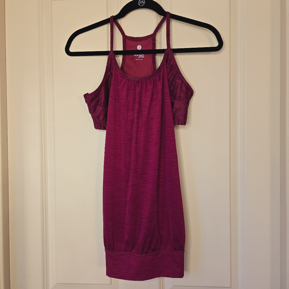 EUC Burgundy Workout Tank w/ Built-In Bra
